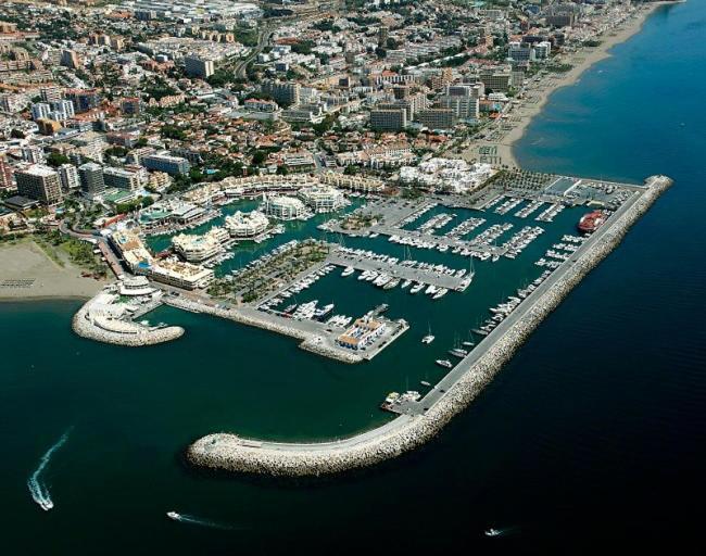 Puerto Marina Palace Benalmadena Exterior photo